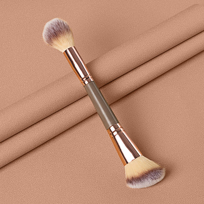 🔥 Make-up Foundation 4-in-1 – mittlere Deckkraft